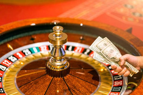 How casinos en ligne platforms operate across global markets today